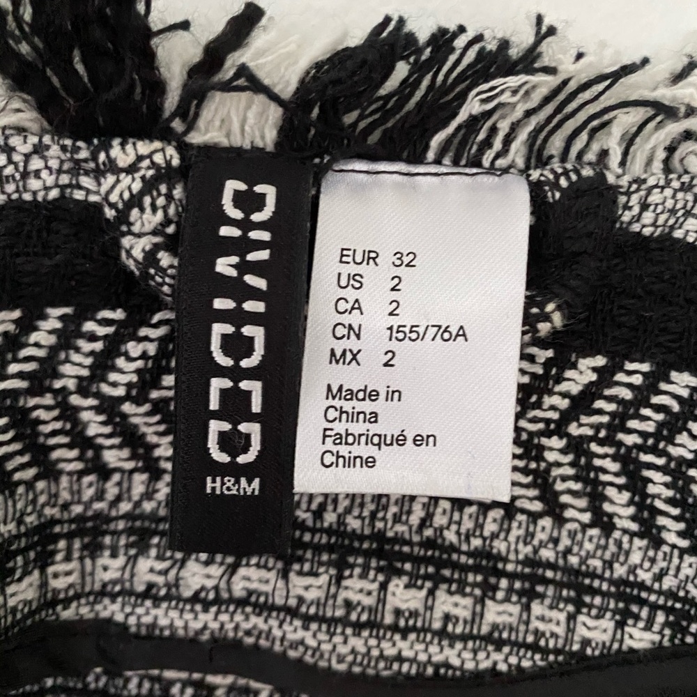 2/$25 Divided H&M Jacket - Picture 3 of 7